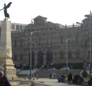 Place du 1er novembre/Le coeur battant d'El Bahia 